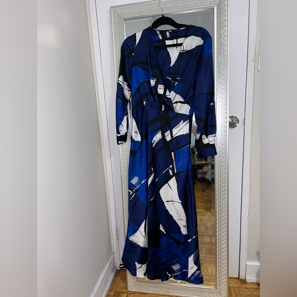 Zara Dress - Picture 3 of 4